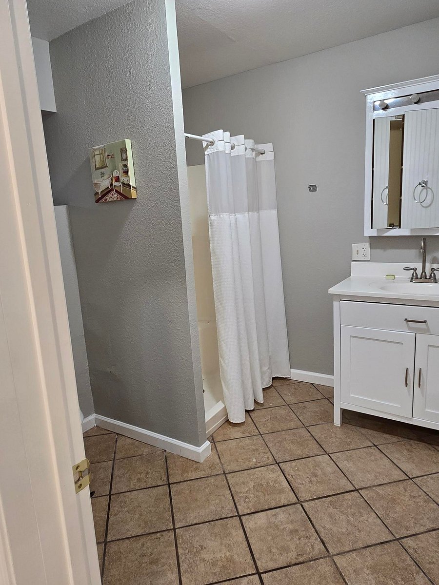 Furnished Finder property 897128_1 photo 7