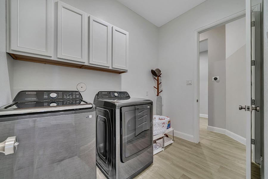 Furnished Finder property 897161_1 photo 61