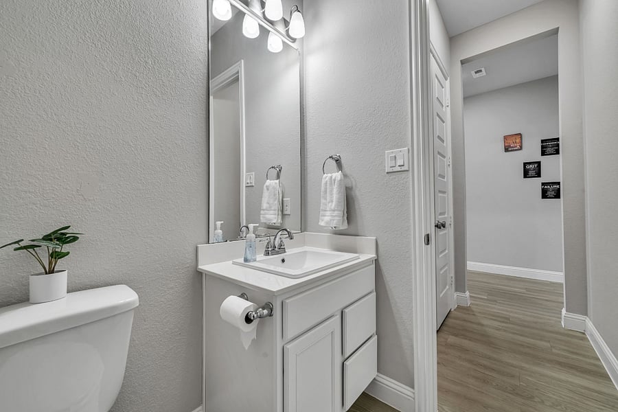 Furnished Finder property 897161_1 photo 73