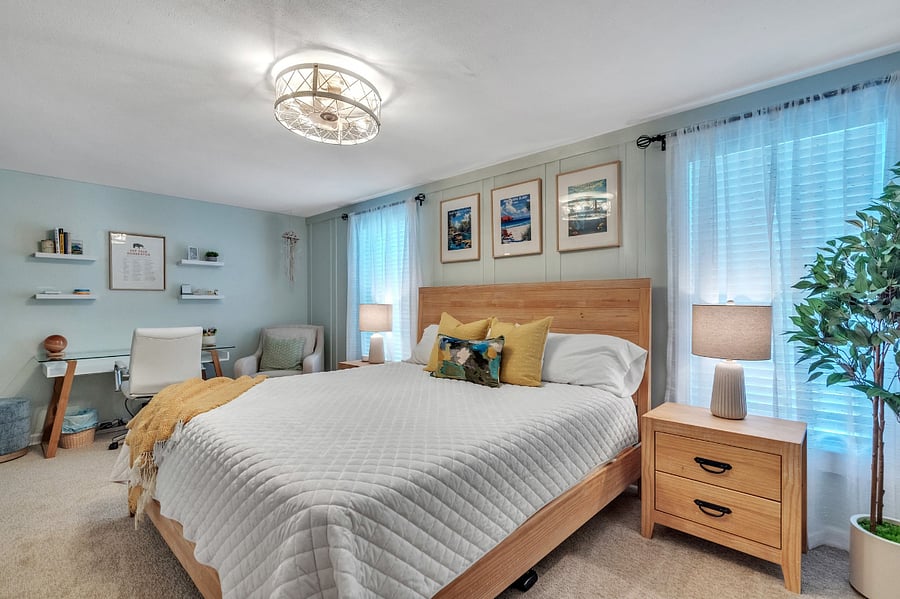Feel at home in this bright and spacious master bedroom. The glass desk is perfect for when you need to work at home. High speed internet included. 