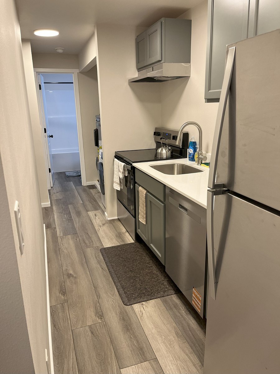 Kitchen, Dishwasher, disposal, all the kitchen needs, stainless appliances and full sized everything.