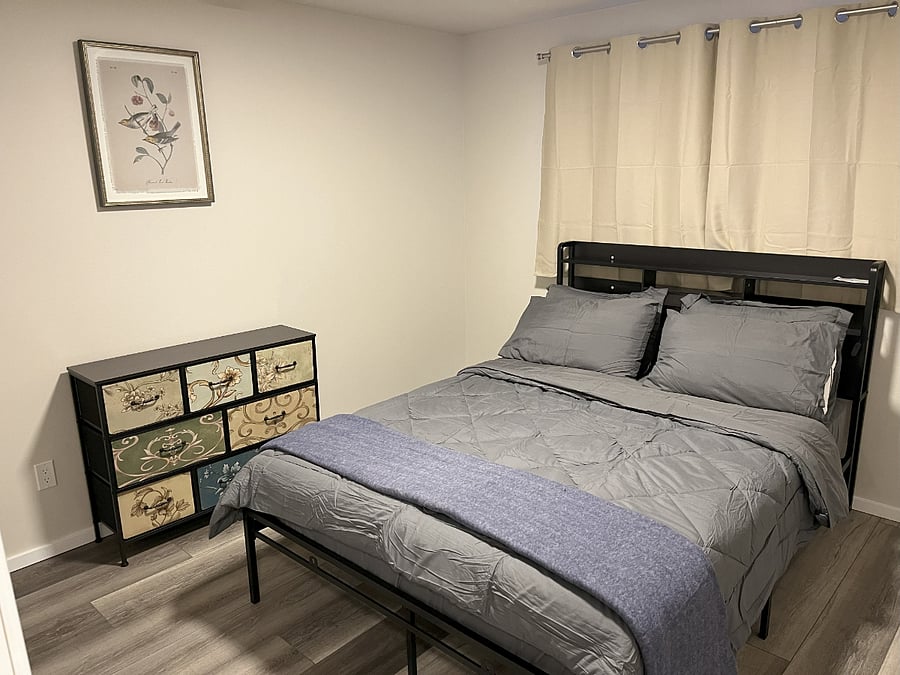 Queen bed with all new linens each guest.