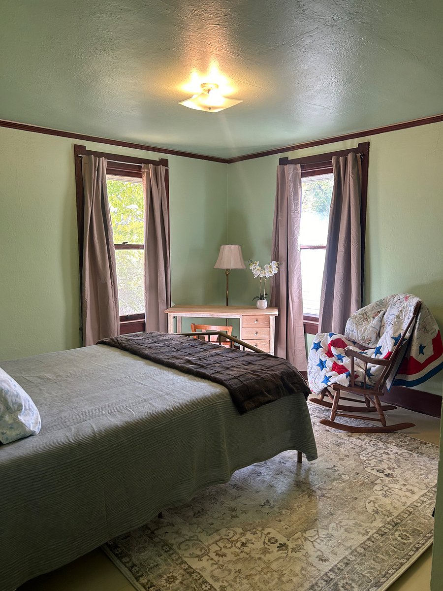 Furnished Finder property 897229_1 photo 3