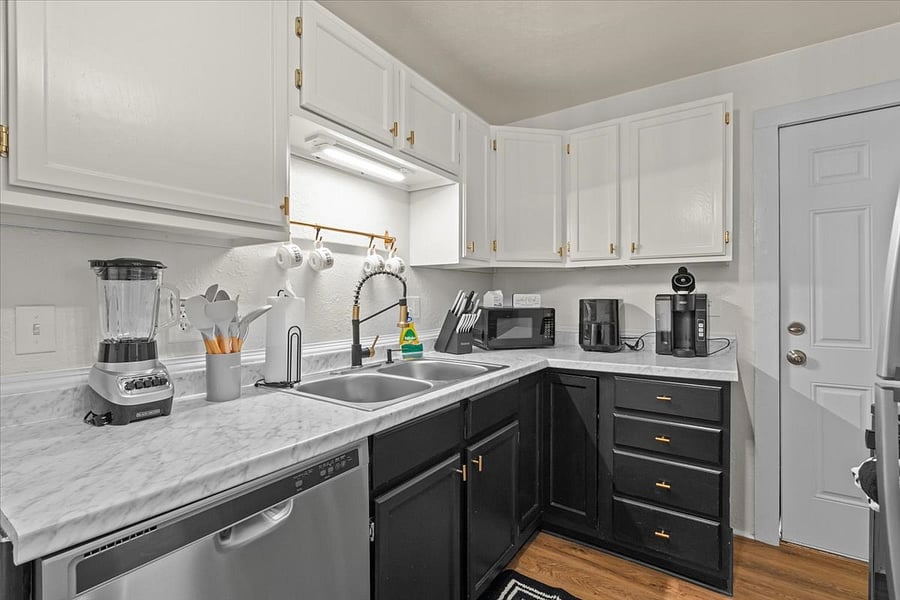 Furnished Finder property 897231_1 photo 9