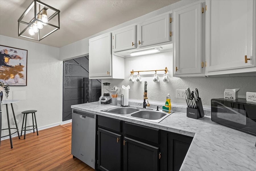 Furnished Finder property 897231_1 photo 16