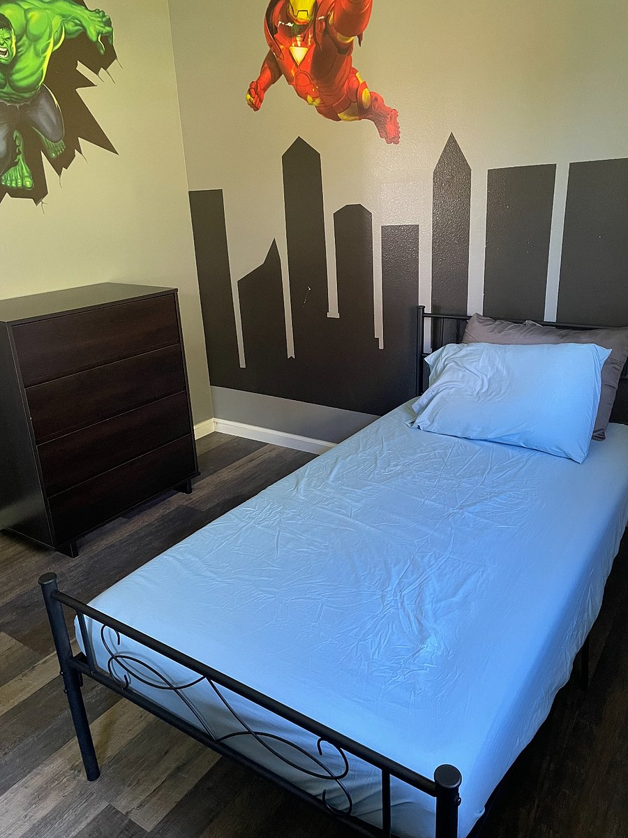 Private Room with Twin bed