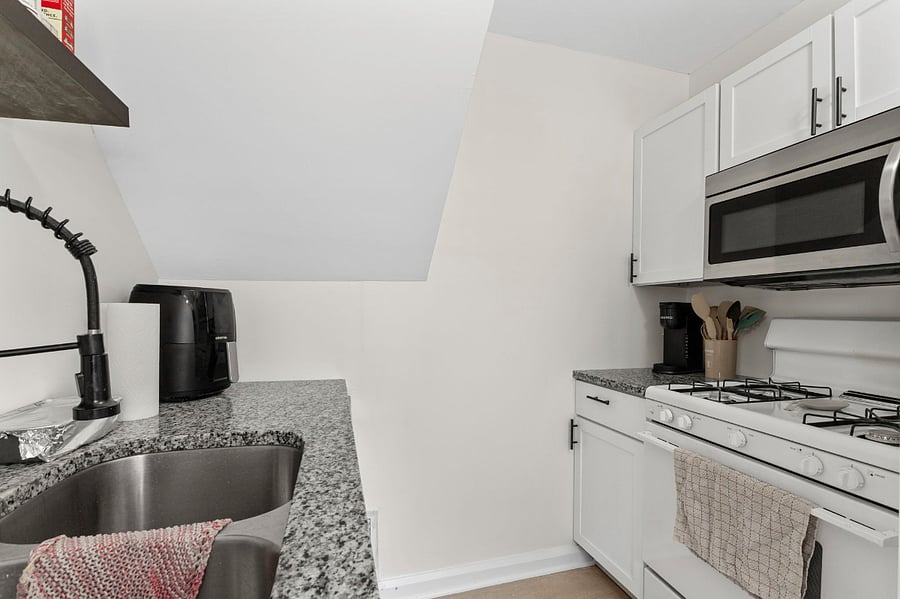 Furnished Finder property 897250_1 photo 11