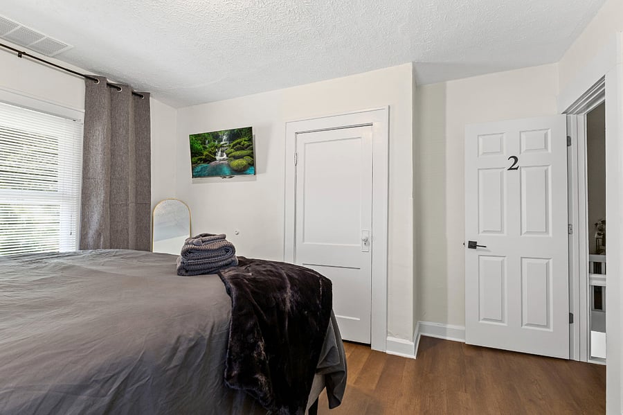 Furnished Finder property 897250_1 photo 15
