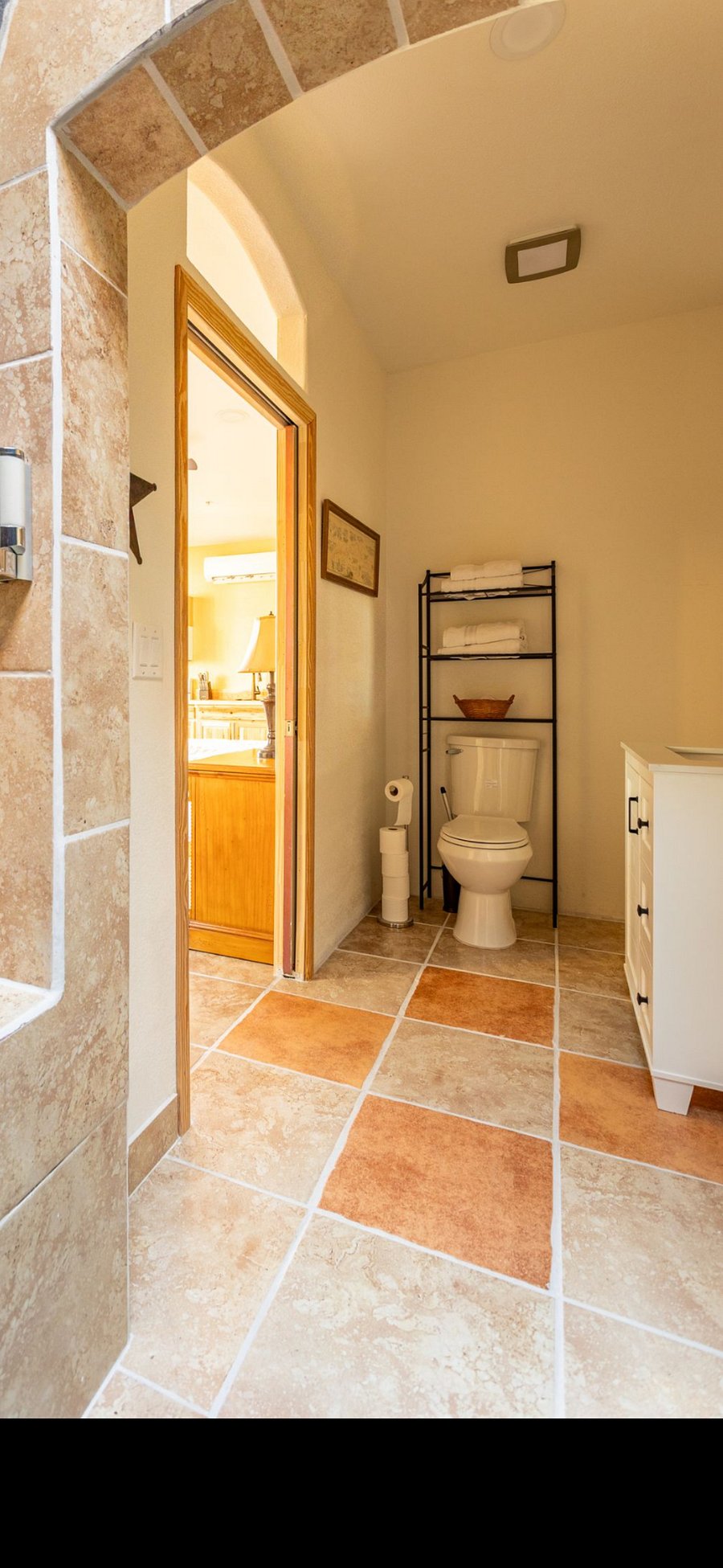 Furnished Finder property 897284_1 photo 3