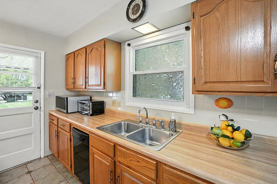 Furnished Finder property 897289_1 photo 7