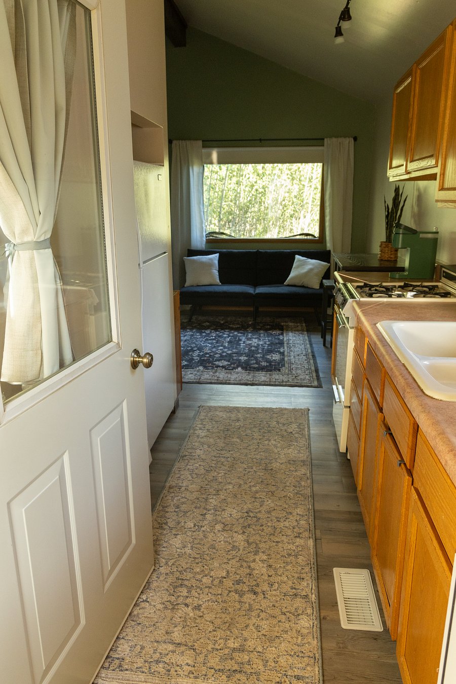 Furnished Finder property 897326_1 photo 8