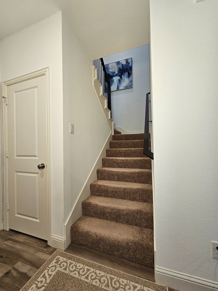 Furnished Finder property 897353_1 photo 35
