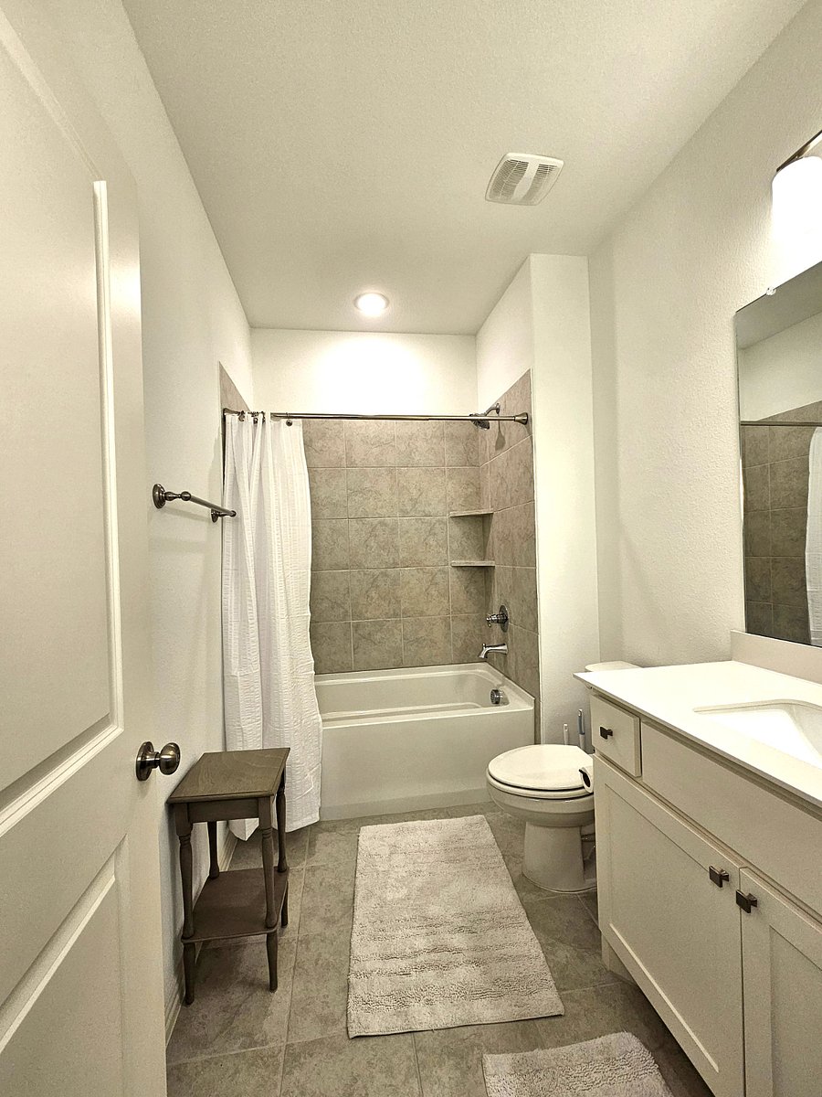 Shared Bath
