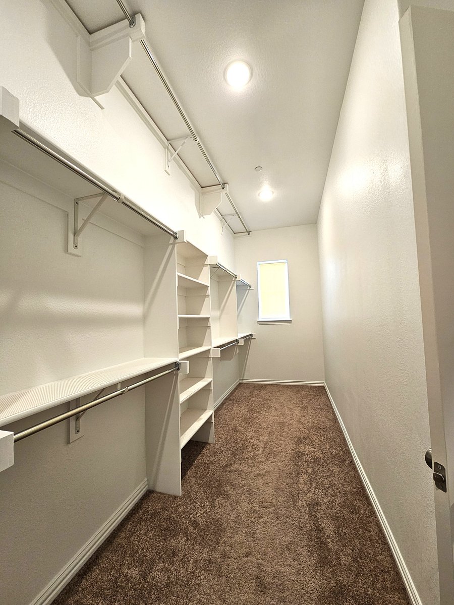 Primary Suite Closet