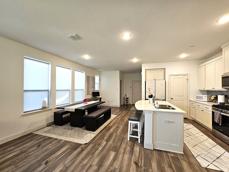 Furnished Finder property 897353_1 photo 3
