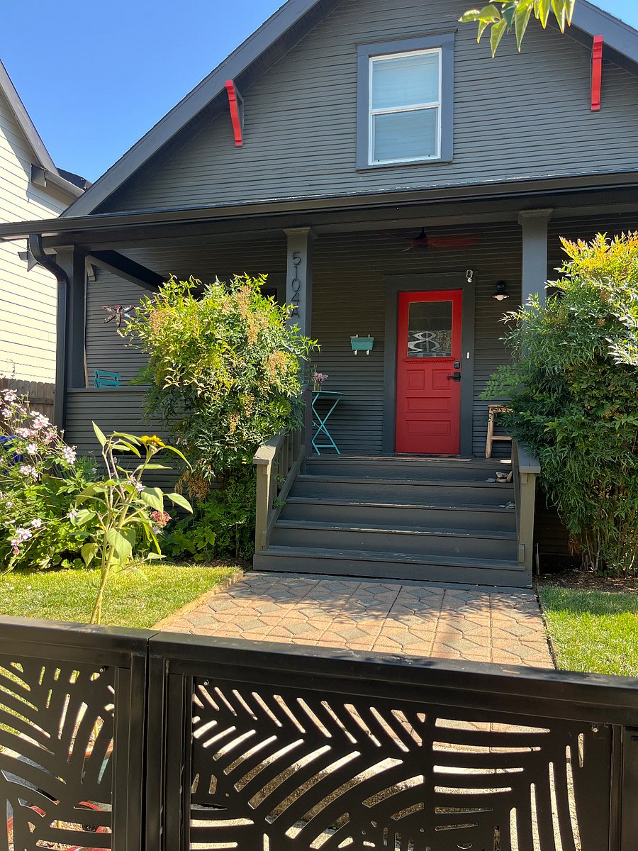 Furnished Finder property 897357_1 photo 1