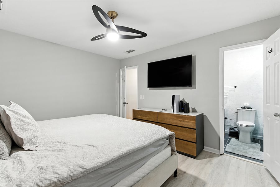 Furnished Finder property 897380_1 photo 15