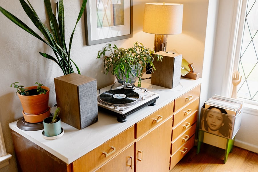Listen to records and enjoy the incredible sound from the Klipsch speakers.