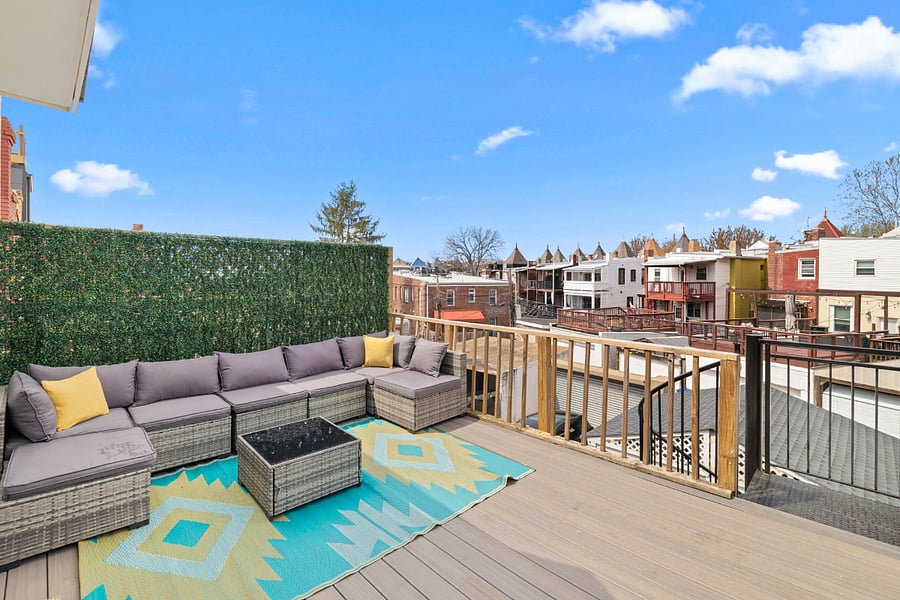 Private Deck