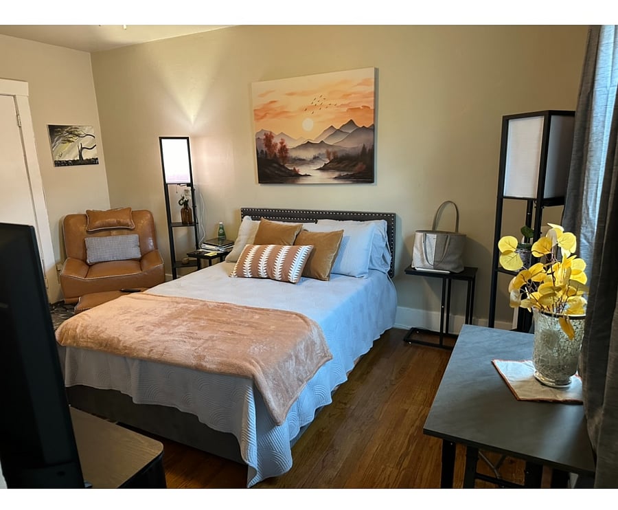 Furnished Finder property 897471_1 photo 3