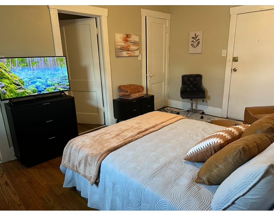 Furnished Finder property 897471_1 photo 7