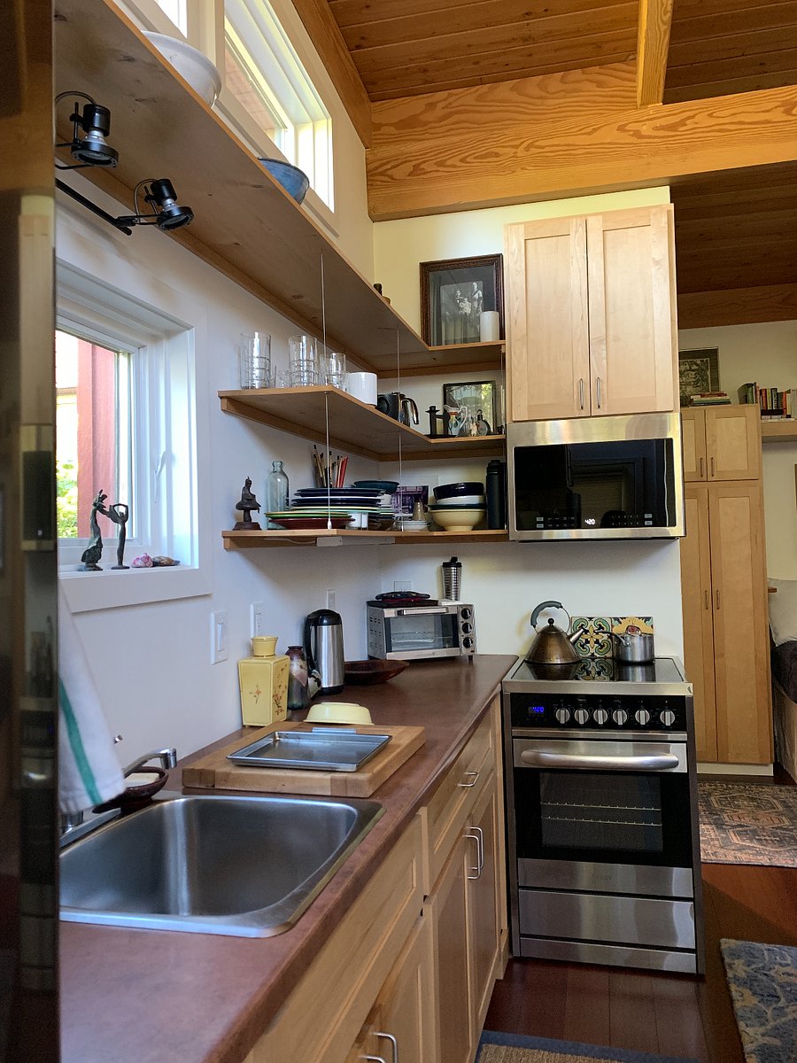 Furnished Finder property 897503_1 photo 4