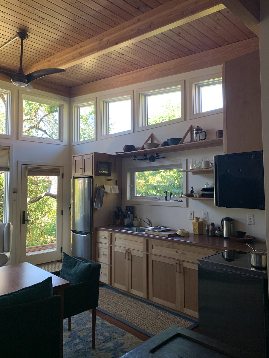 Furnished Finder property 897503_1 photo 6