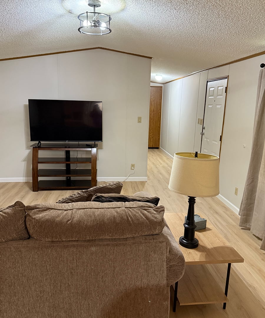 Furnished Finder property 897532_1 photo 17