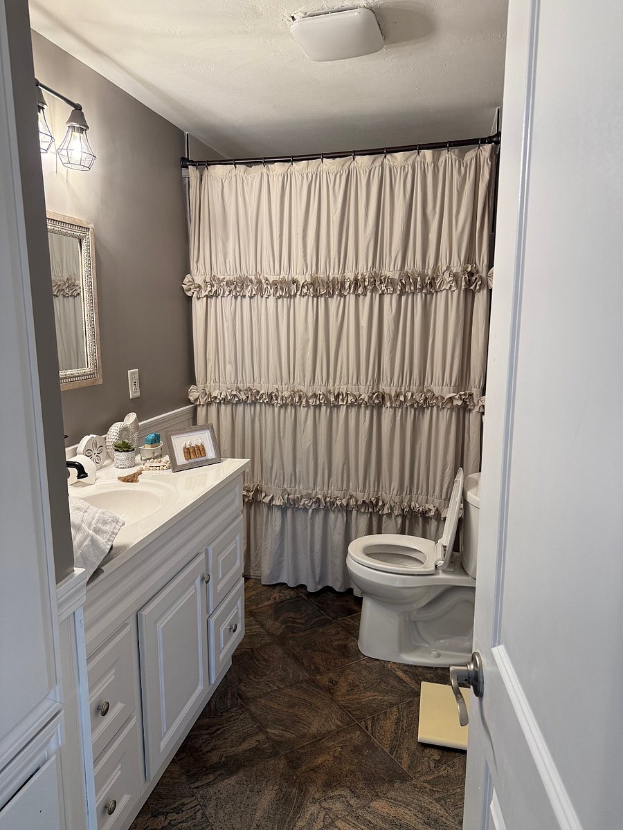 Furnished Finder property 897560_1 photo 8