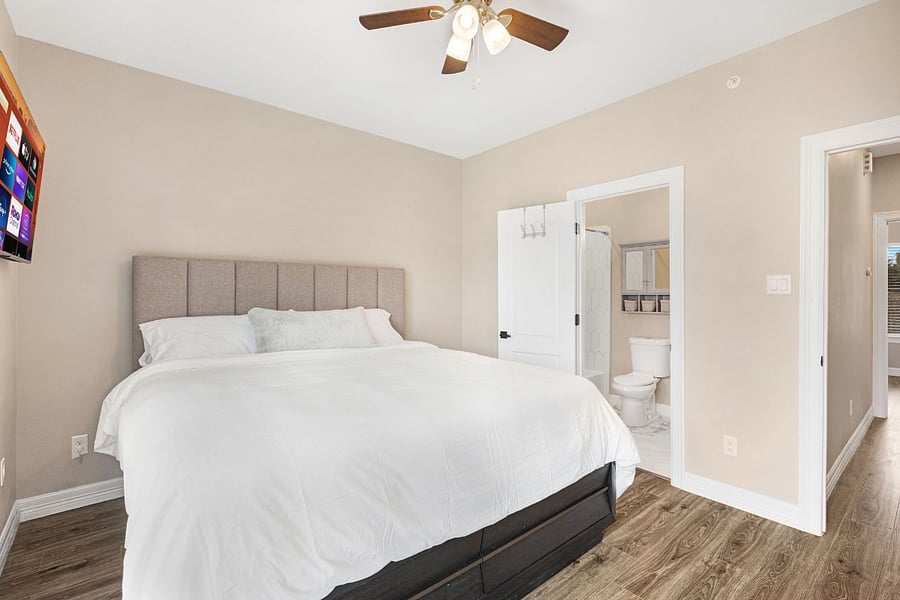 Furnished Finder property 897567_1 photo 14