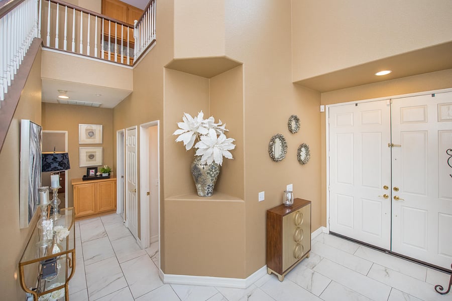 Enty to hallway
