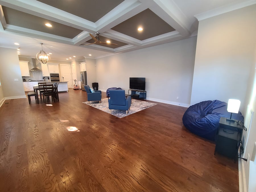 Living/dining-  there's also a couch didn't arrive before pictures)