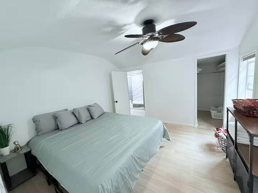 Furnished Finder property 897593_1 photo 3