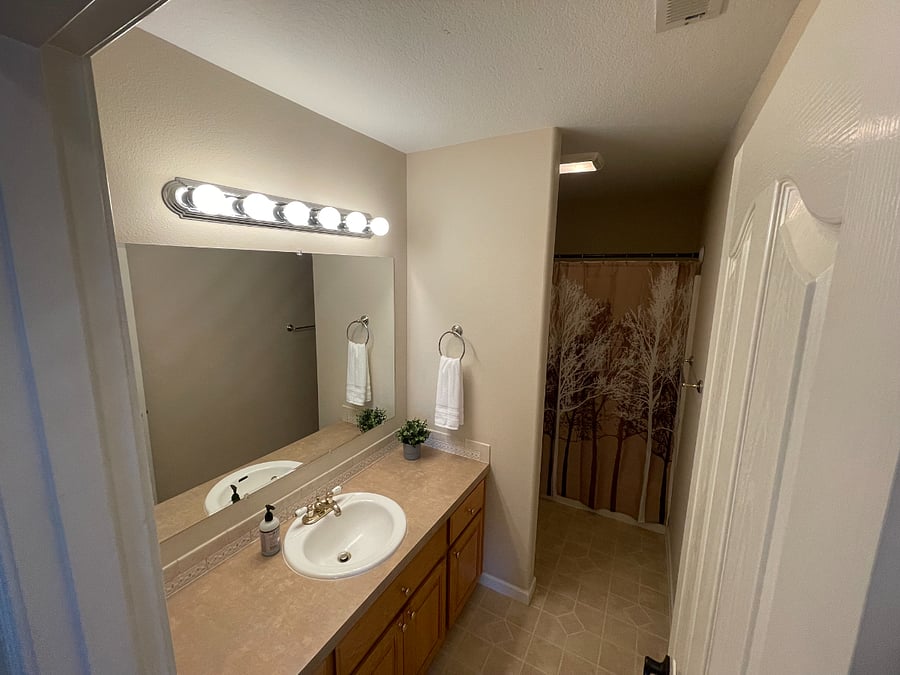 Upstairs bathroom