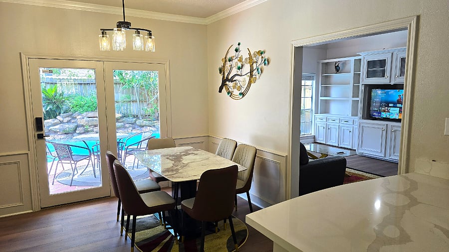 Breakfast Nook