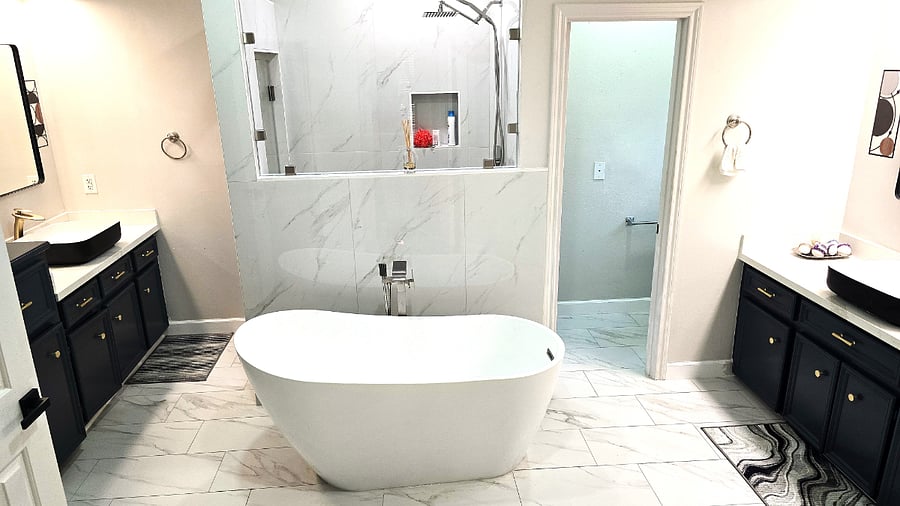 Master Bathroom: Tub and Walk-In Shower