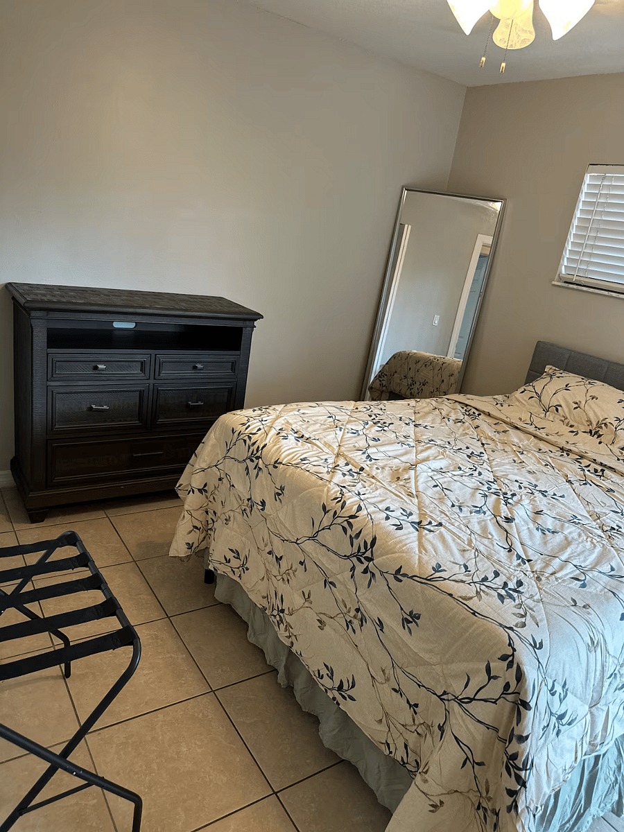 Furnished Finder property 897638_1 photo 10