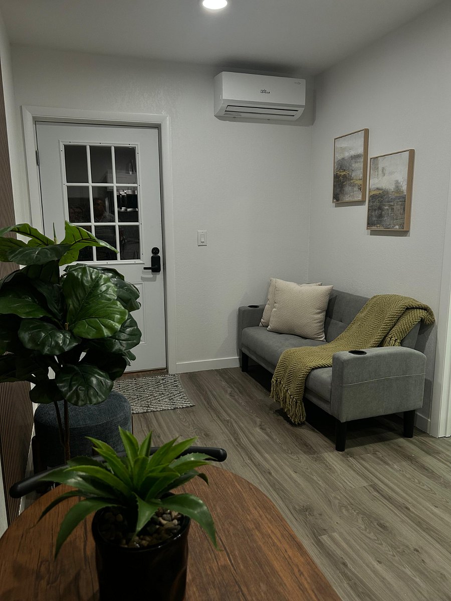 Furnished Finder property 897655_1 photo 9