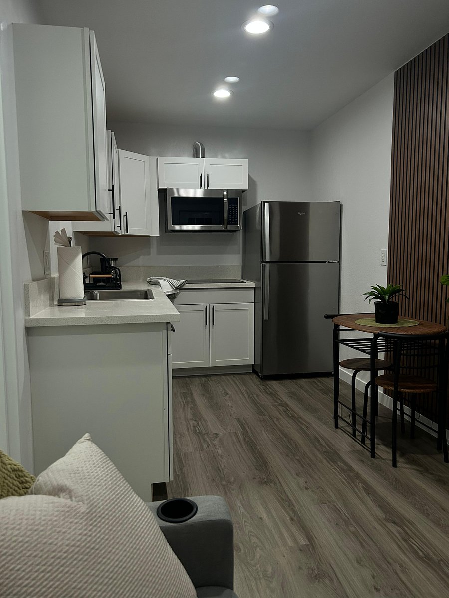 Furnished Finder property 897655_1 photo 10