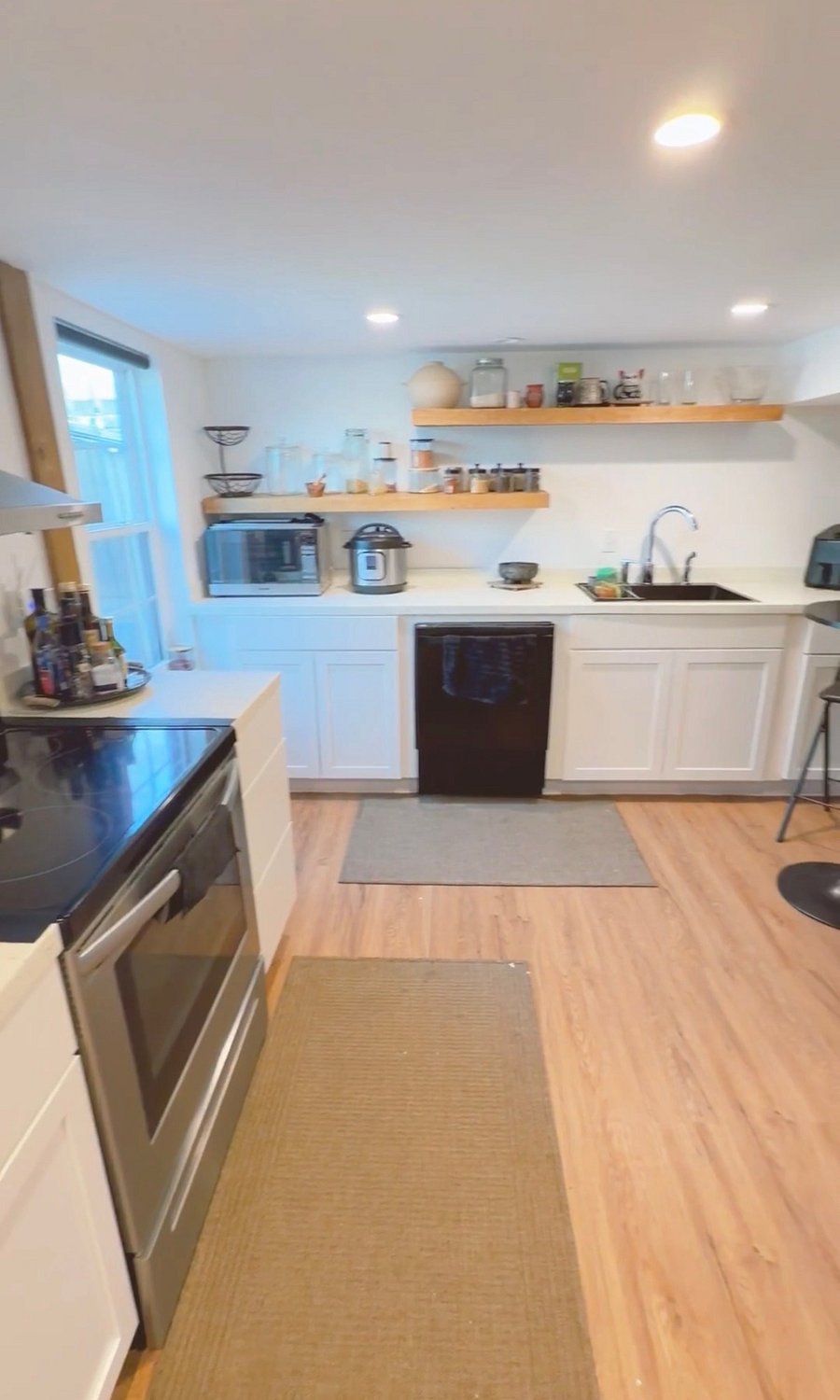 Furnished Finder property 897670_1 photo 7