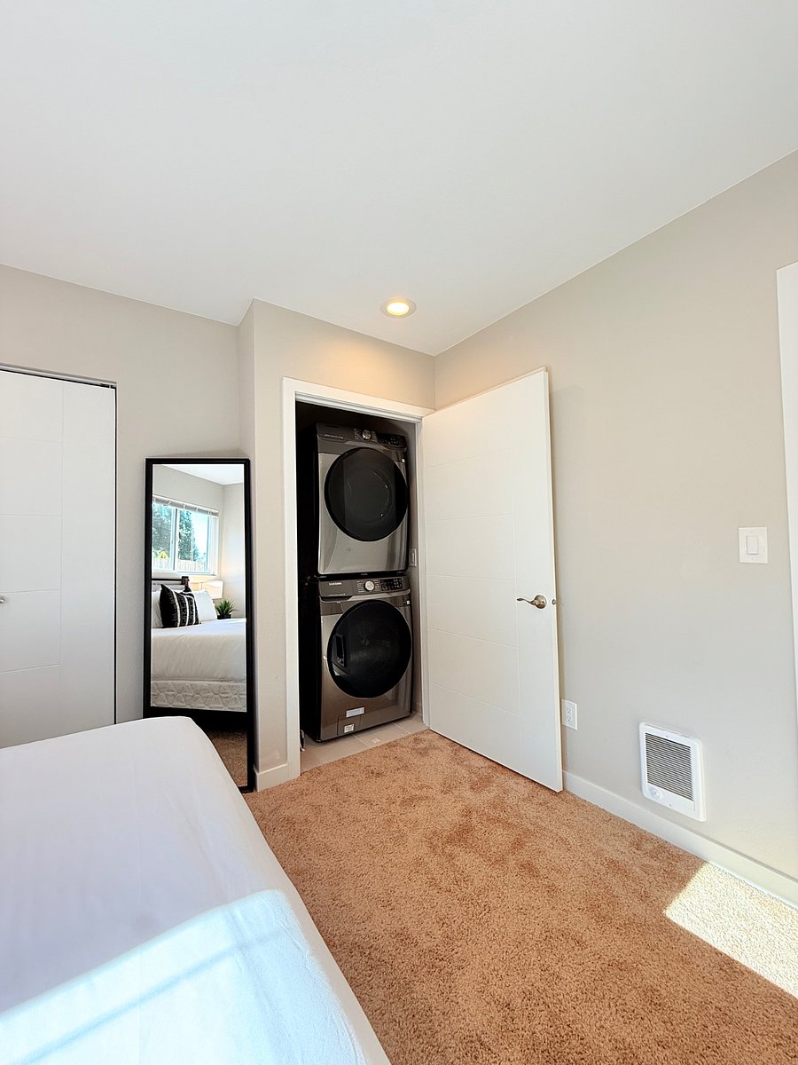 Furnished Finder property 897685_1 photo 6