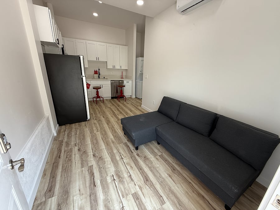 Furnished Finder property 897693_1 photo 5