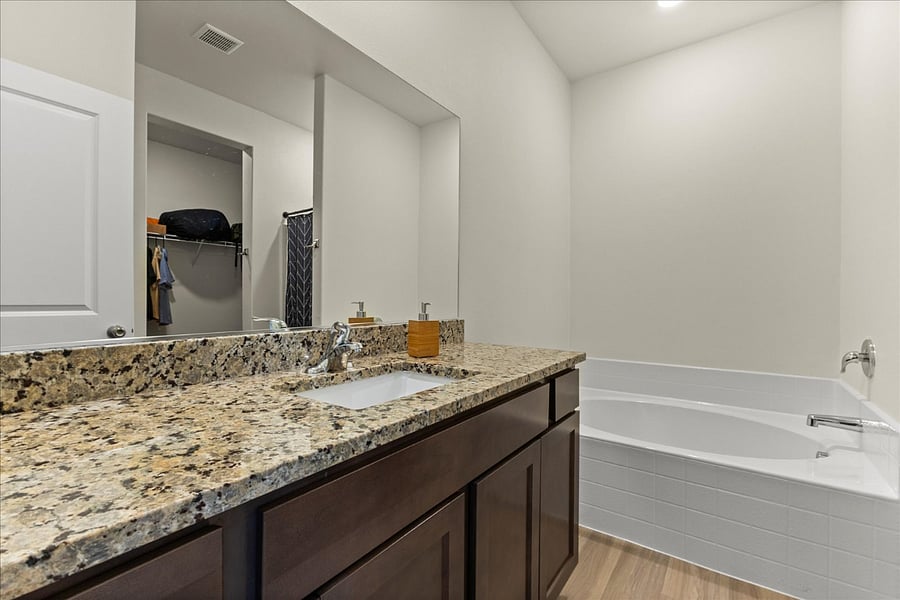 Furnished Finder property 897719_1 photo 6