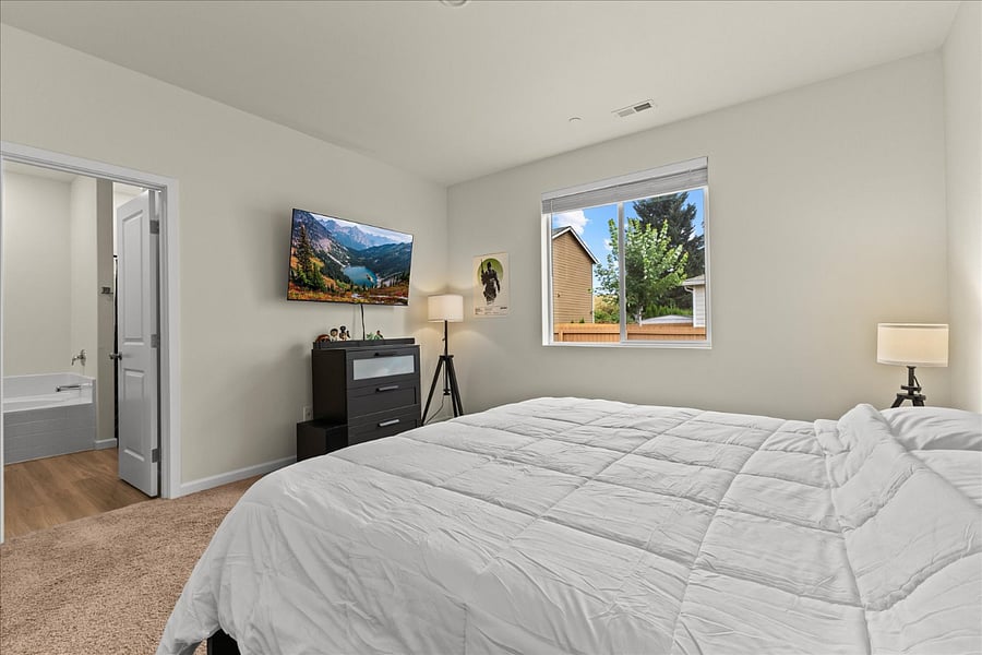 Furnished Finder property 897719_1 photo 13