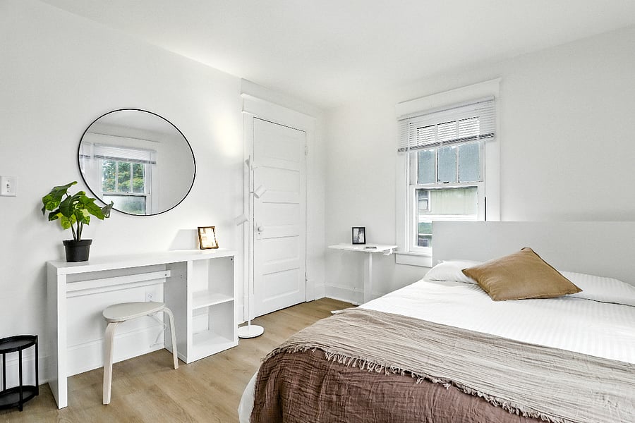 Room 2: Latte Room.
Check 3D of house in description section