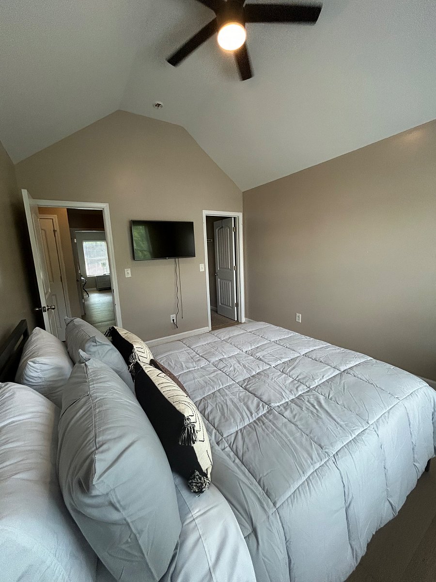 Furnished Finder property 897733_1 photo 25