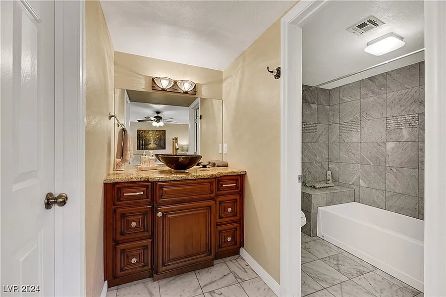 Furnished Finder property 897762_1 photo 29