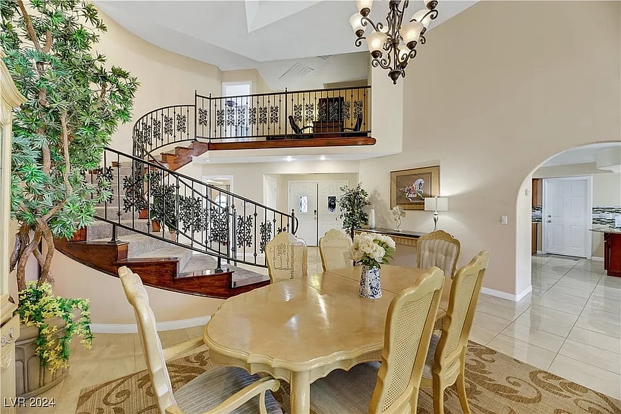 Furnished Finder property 897762_1 photo 4