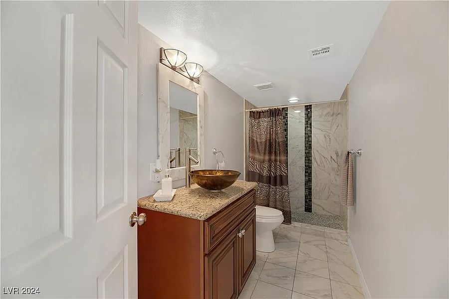 Furnished Finder property 897762_1 photo 34
