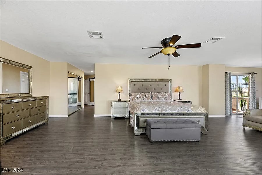Furnished Finder property 897762_1 photo 40